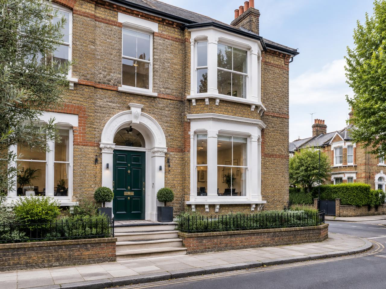 Beckenham period homes near the South Surveyors office